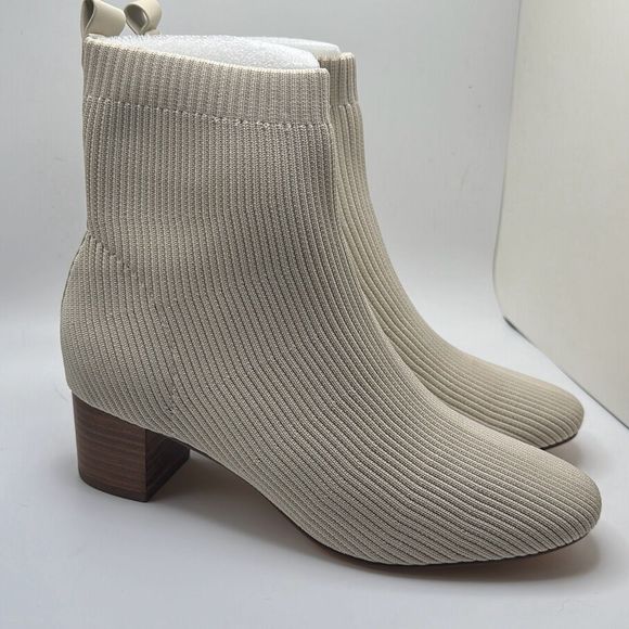 CUSHIONAIRE Women's Stretch bootie +Memory Foam 8.5 IVORY - Picture 1 of 7